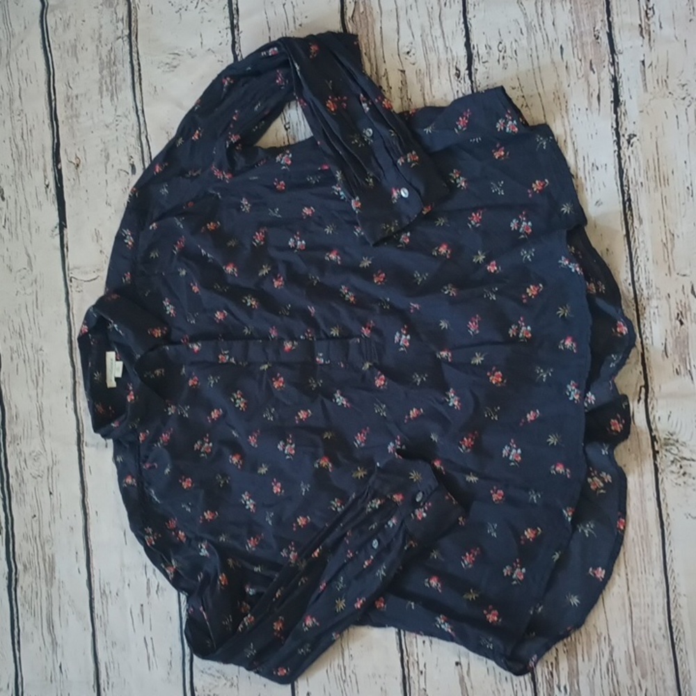 Sundance Navy Floral Button Down Shirt